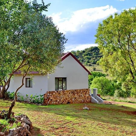 Thanda Manzi Country Hotel Centurion Eksteriør billede